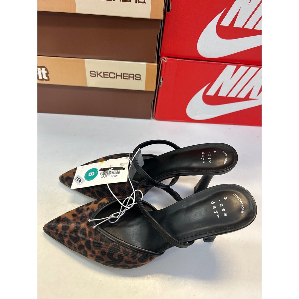 1080 A New Day Pumps Womens 8 Brown Leopard Print Mesh Pointed Toe Memory Foam